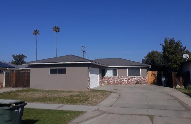 Adorable 2 bedroom home in Fresno!
