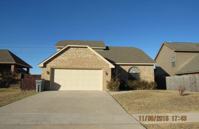 5417 NW King Richard Ave. - 5417 Northwest King Richard Avenue, Lawton, OK 73505