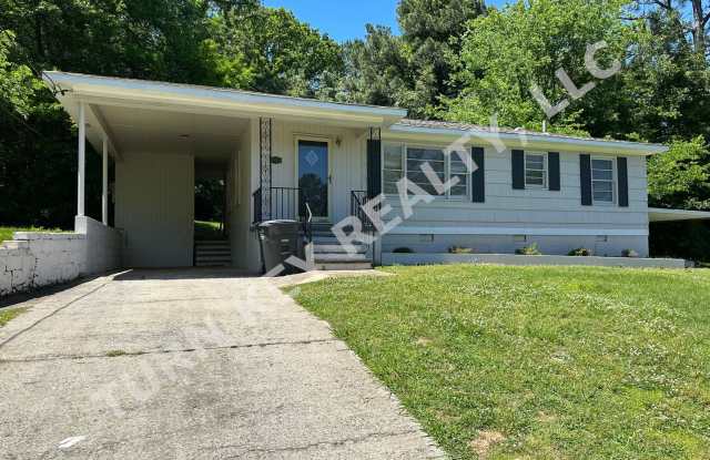 Home for rent in Center Point