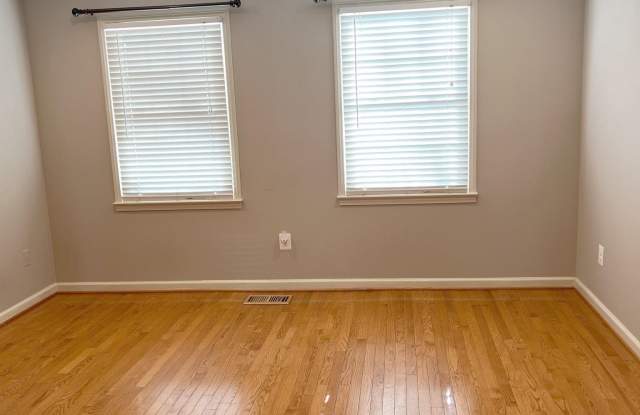 3274 APPLEGATE Court