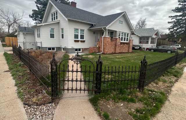 BEAUTIFUL 3 BEDROOM, 2 BONUS ROOM, 2 BATHROOM, SINGLE FAMILY HOME; JUST BLOCKS FROM DOWNTOWN CHEYENNE - 420 West 28th Street, Cheyenne, WY 82001