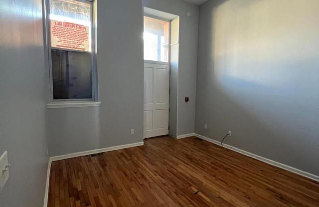 416 N HOWARD Street unit: 1A