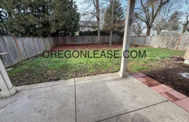 3 bed 2 bath West Eugene Home