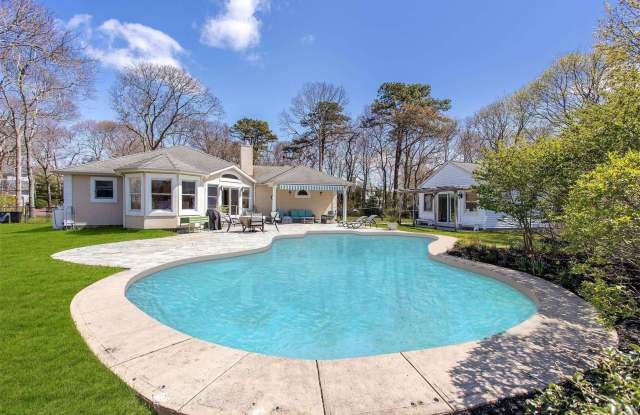 8 Country Lane
