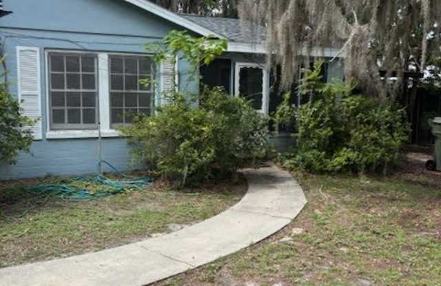 Photo of 915 Lilly Street