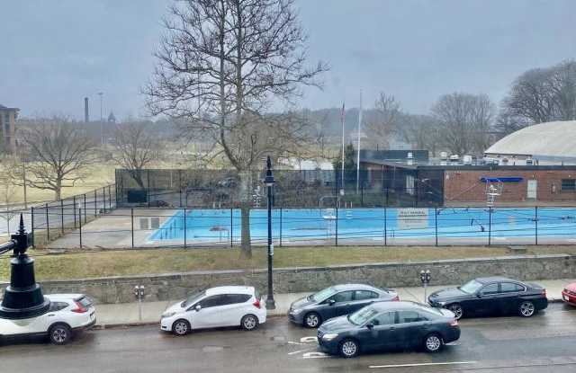 362 Chestnut Hill Ave.