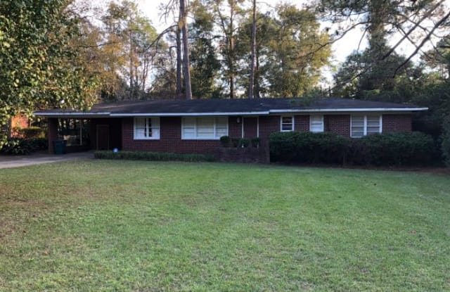 1211 Thomwal Street - 1211 Thomwall Street, Valdosta, GA 31602