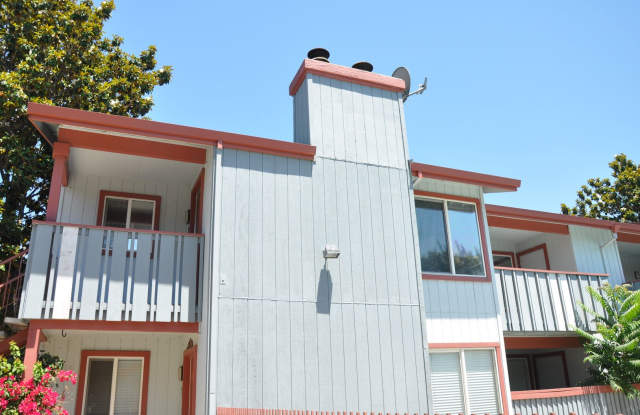 2 bed 2 bath Condo in South San Jose Available now! $2,750. 92 Rancho Dr, #G, San Jose, CA 95111