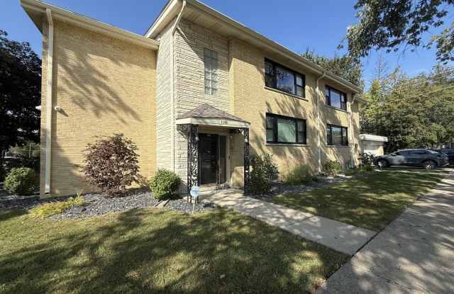 Photo of 1108 Fortuna Avenue unit: 2