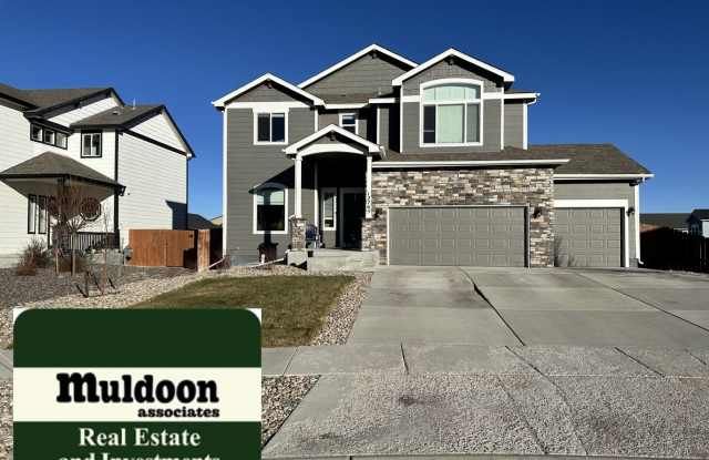 Photo of Spacious 5 bed in 80831 waiting for you!