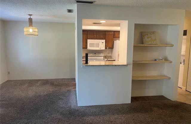 308 PALM COAST PARKWAY NE