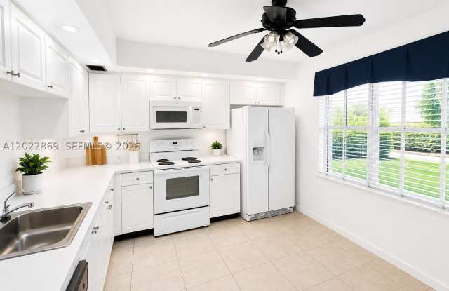 1200 SW 125th Ave