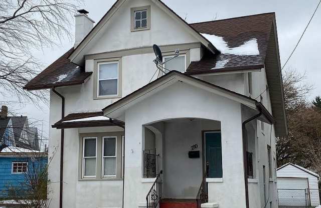 230 Cummings St
