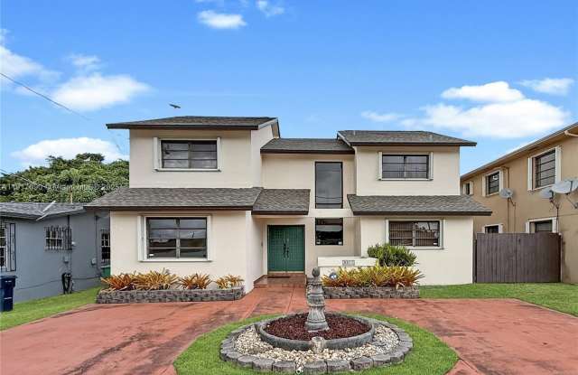 Photo of 8877 SW 36th St