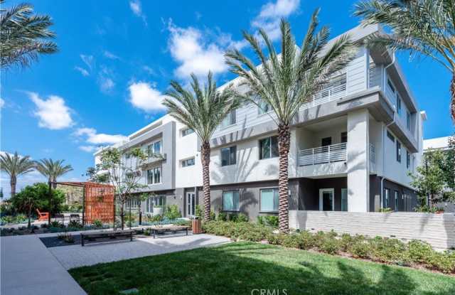 1851 S union
