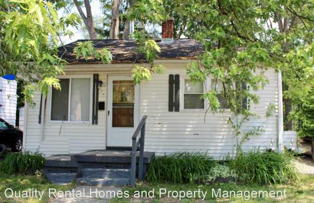 967 Salisbury Ave