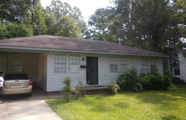 2790 Pinebrook dr - 2790 Pinebrook Road, Jackson, MS 39212