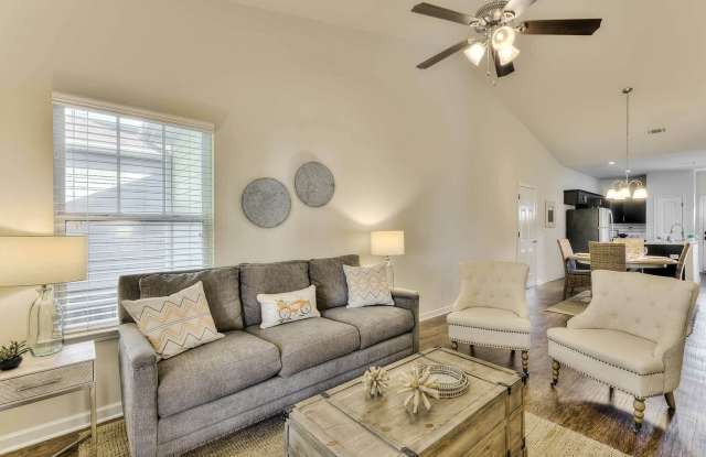 Photo of LEO at Augusta Commons