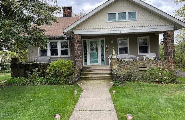 73 E Lincoln Avenue