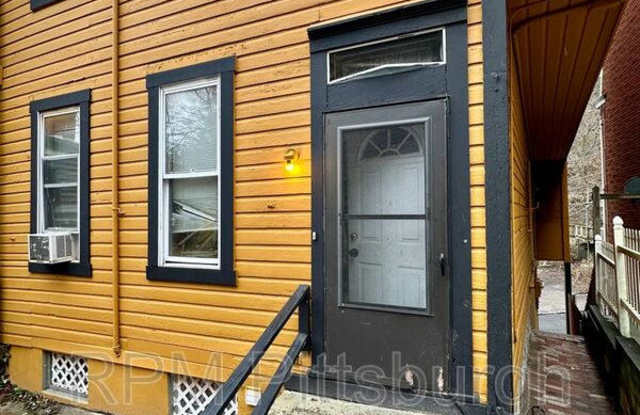 38 Rostock St