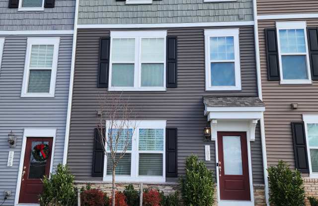 Photo of 183 Presidents Pointe Avenue