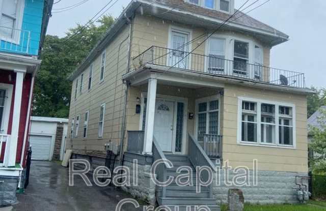 Photo of 245 Adams St