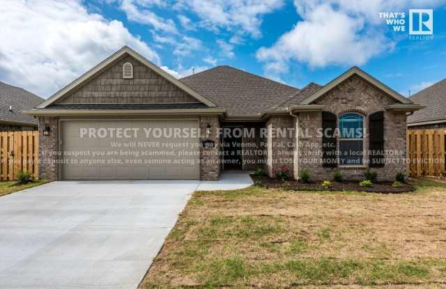 4863 W Croft Drive, Fayetteville, AR 72704