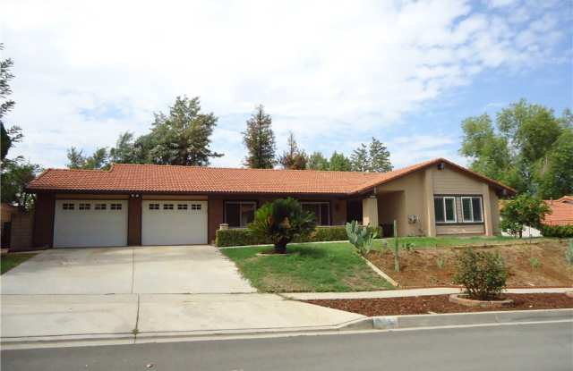 528 Clover Street - 528 Clover Street, Redlands, CA 92373