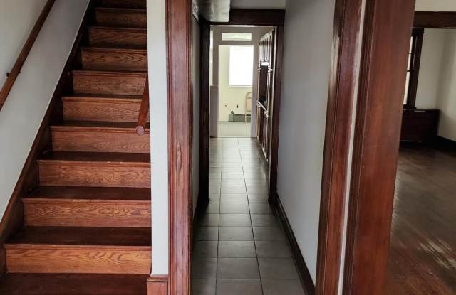 424 FARRAGUT Street NW