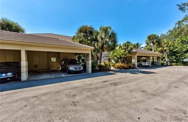 4200 Sawgrass Point DR