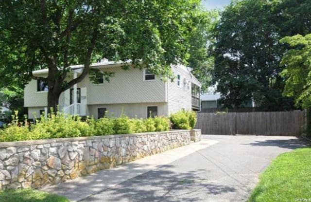 3015 Watch Hill Avenue - 3015 Watch Hill Avenue, Medford, NY 11763