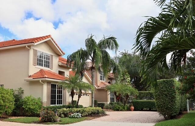 118 W Monterey Pointe Drive - 118 Monterey Pointe Dr, Palm Beach Gardens, FL 33418