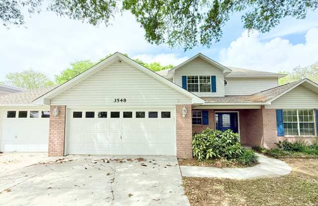 Custom Built 4-Bedroom/3 Bathroom Home
