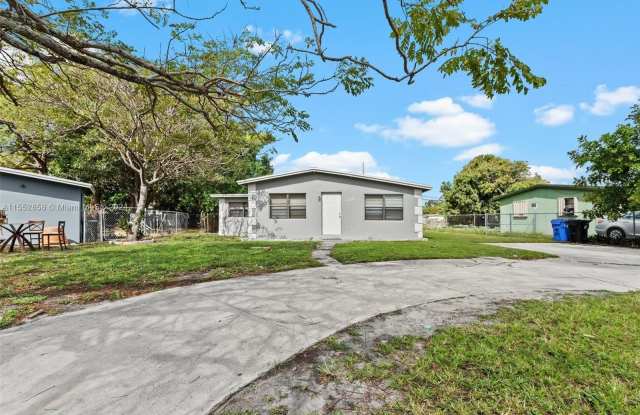 1557 NW 15th Ave - 1557 Northwest 15th Avenue, Fort Lauderdale, FL 33311