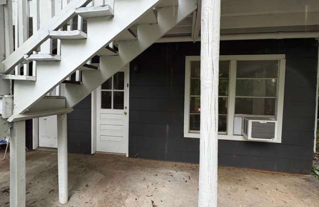 1129 N Three Notch