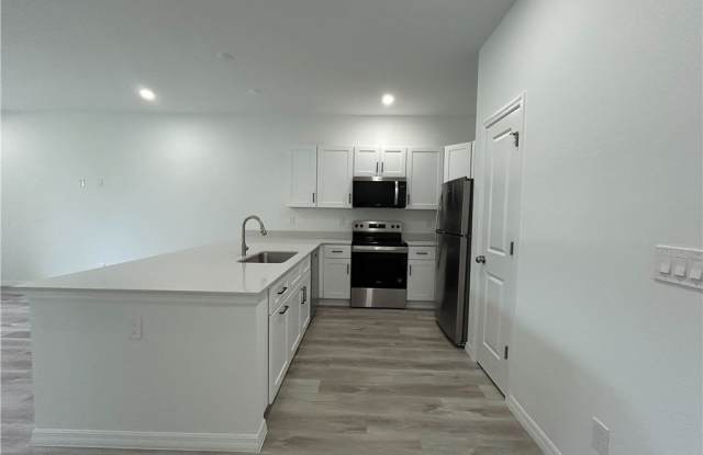 453 Bell Boulevard S