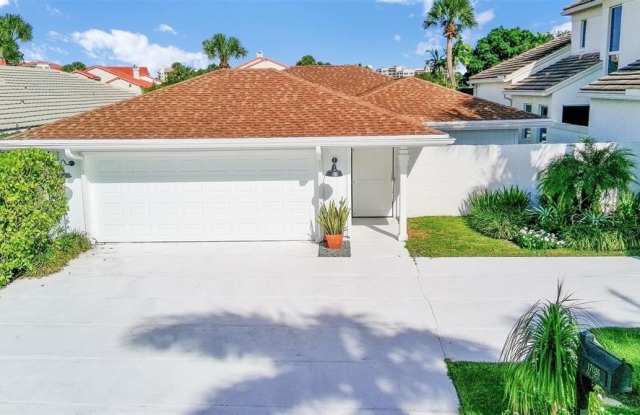 Photo of 17026 Bay St