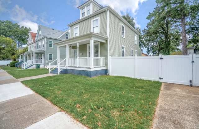 846 West 41st Street