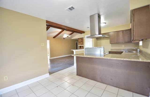 2800 Yorktowne Drive