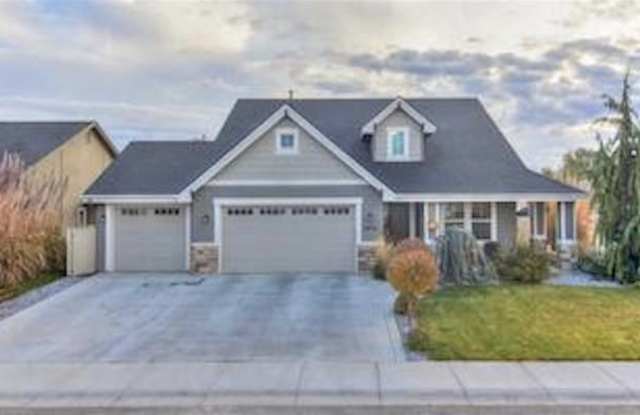 2472 N Tweedbrook - 2472 N Tweedbrook Ave, Meridian, ID 83646