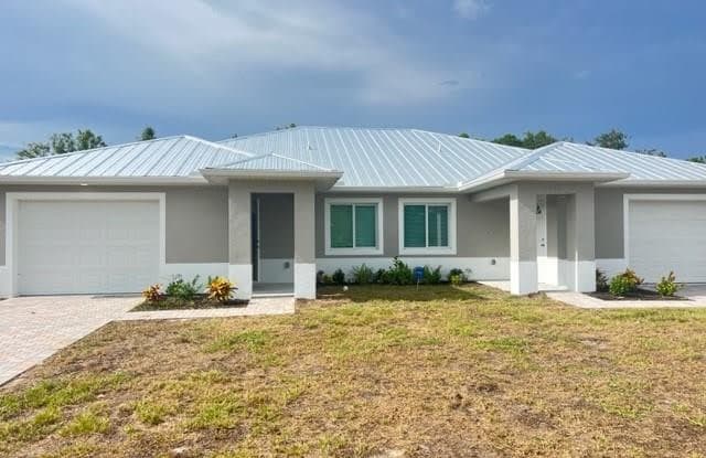 4414 Douglas LN - 4414 Douglas Lane, Lehigh Acres, FL 33973