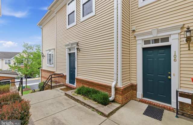 43905 HICKORY CORNER Terrace
