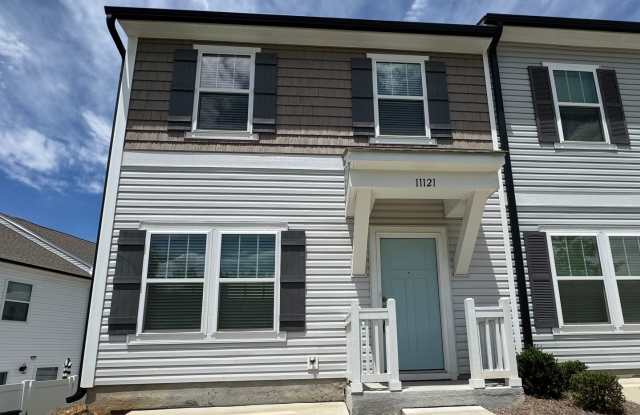 Photo of 3BD Townhome minutes from I-485  I-85