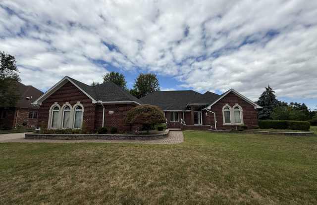4891 Maceri Cir