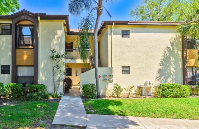 4257 Carambola Circle S