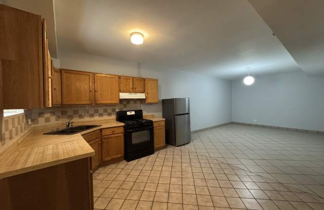 2519 S Millard Avenue