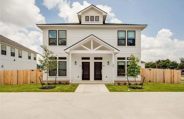 Photo of 206 Luther Street - A