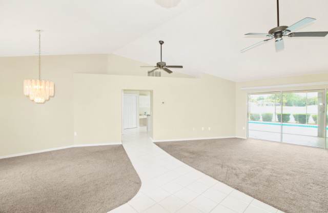 Waterford Annual Pool Home for Rent