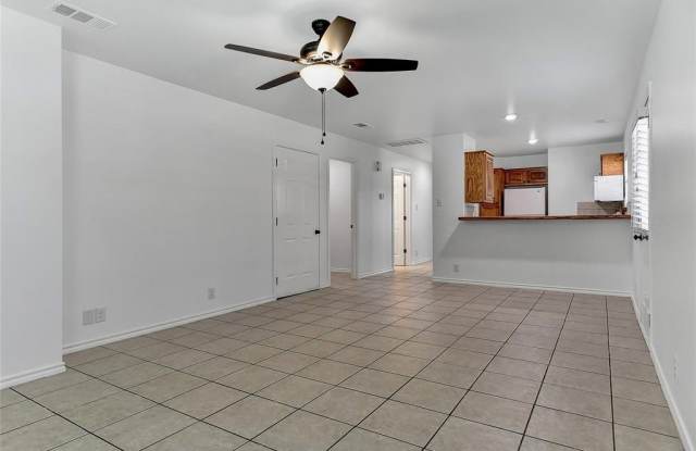 1018 W Coffin Street