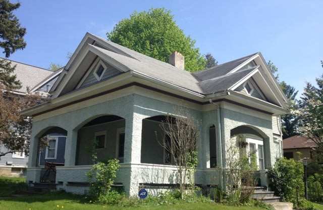 311 Fairmount Ave - 4 bedrooms